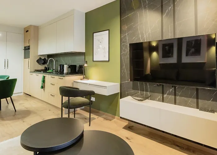 Zieleniec, Sun & Snow